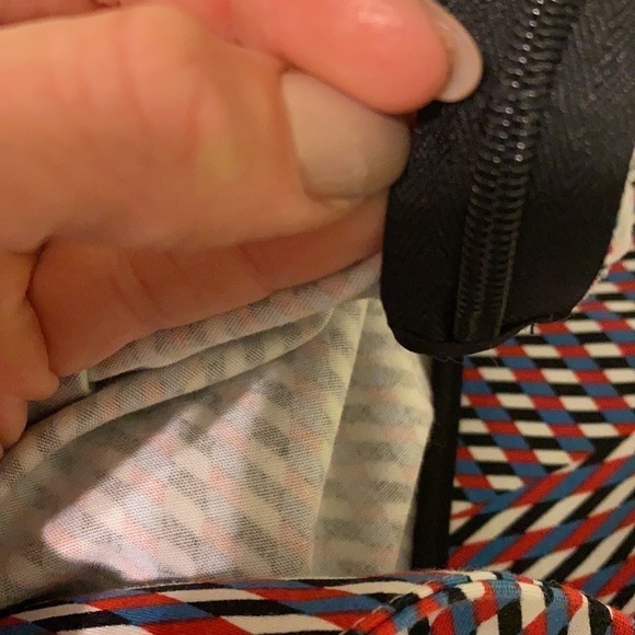 1 State | Red & blue geometric pencil skirt | Small - Picture 12 of 12